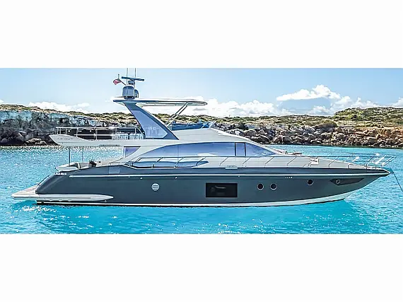 Azimut 66 - External image